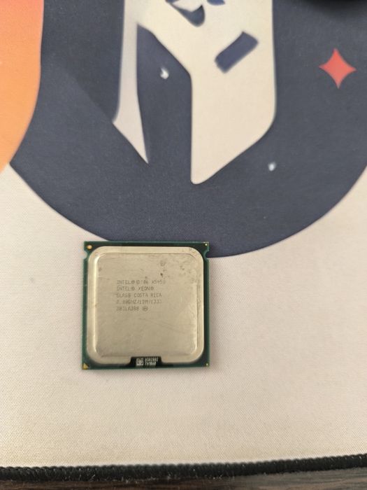 Vând procesoare pc