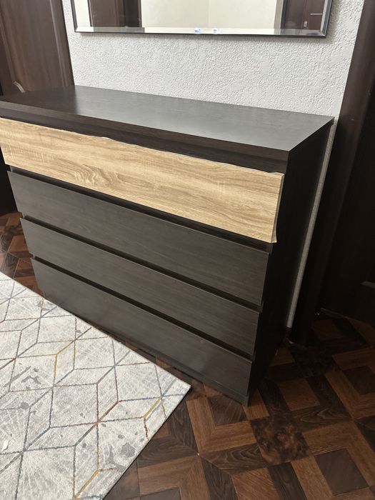 Зеркало с тумбочкой б/у