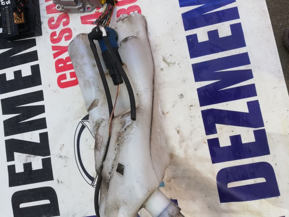 Vas lichid parbriz Audi A3 8P, alfa Romeo 159, Octavia 2,clio 3,golf5