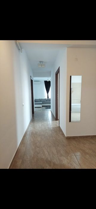 Închiriez apartament 2 camere Rosu