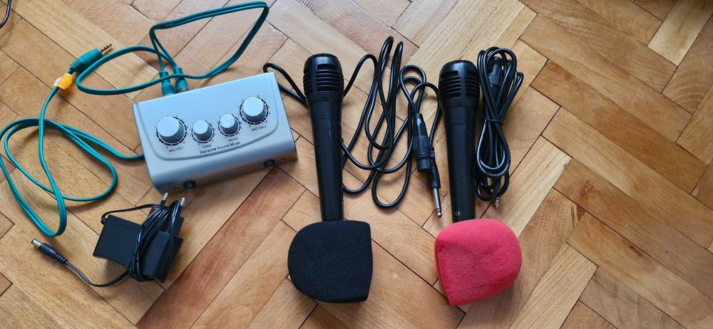 Vand boxe cu sistem karaoke