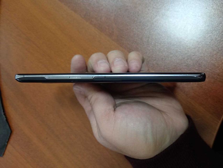 Продам Samsung Galaxy S10 5G 256гб