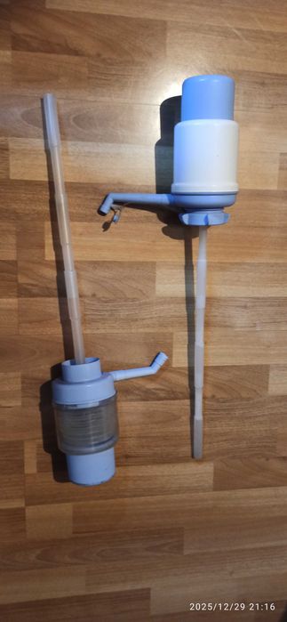 Помпа  для 19л бутыля