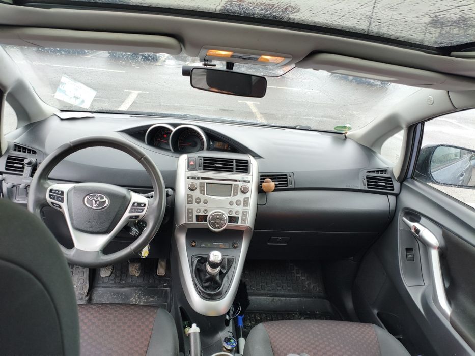 TOYOTA Verso 2010 — imagine 2