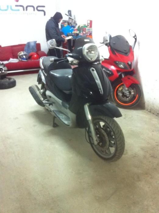 Piaggio Beverly 500 на Части