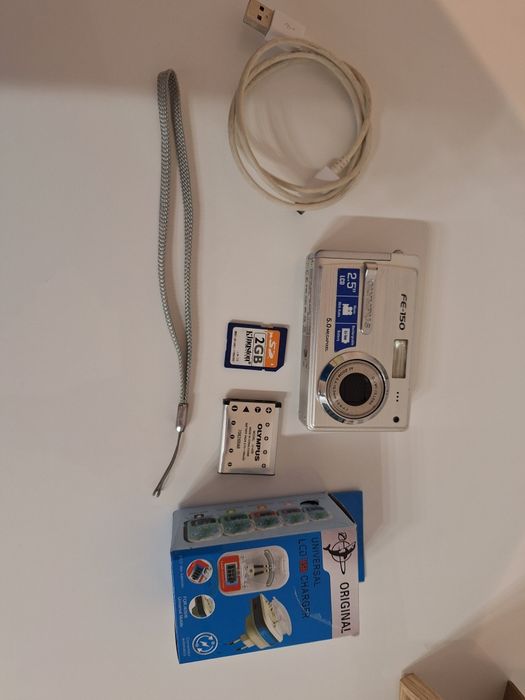 цифров фотоапарат OLYMPUS FE-150
