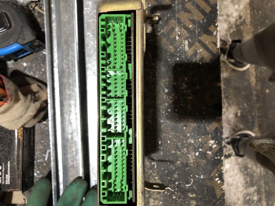 ЭБУ двигателя митсубиси диамант