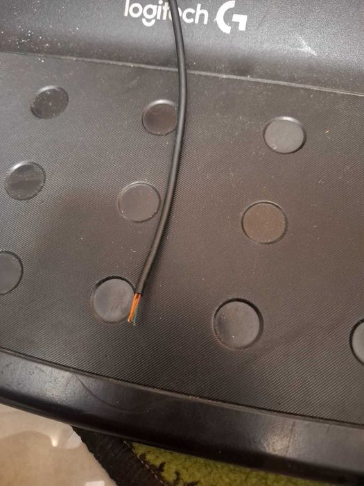 Volan logitech g29 shimb si cu iphone de la 13 in sus