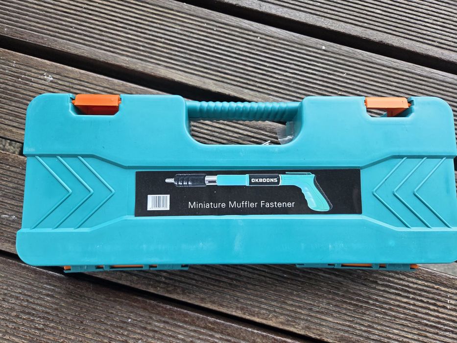 Pistol de cuie, pentru lemn, beton si metal