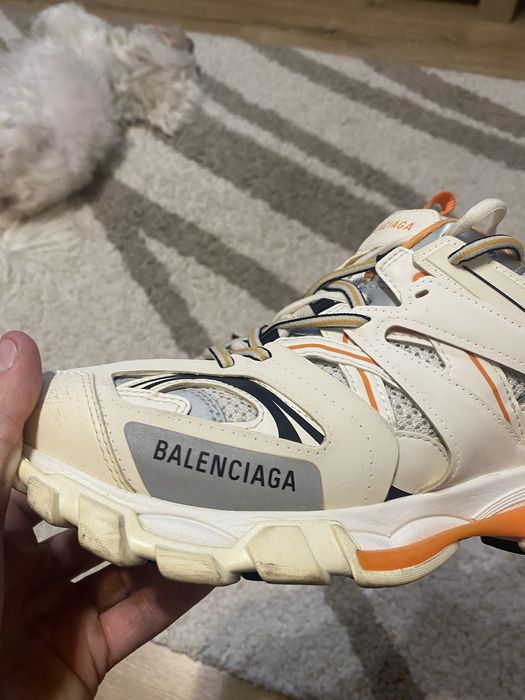 Balenciaga track