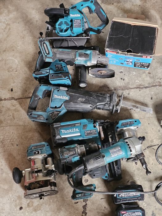 Scule makita xgt 40v makita 18v  flex bosch  ,bti bormasina percuție