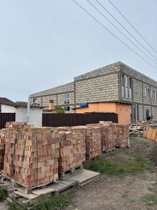 Продам качественный кирпич