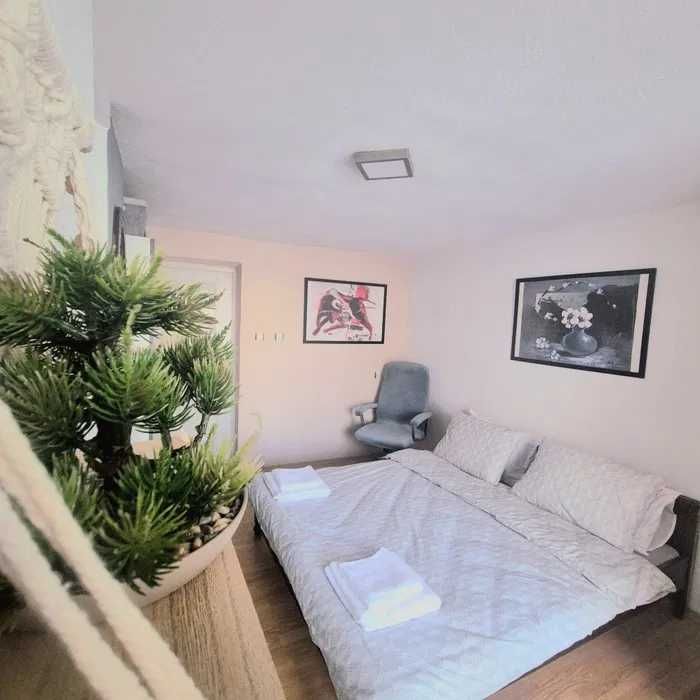 Дава се под наем Едностаен апартамент в Варна, Бриз - 40 кв.м за 290 € - Снимка #3