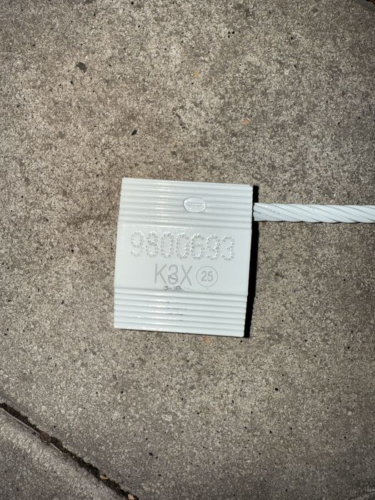 Пломбы универсал -1  жд пломбы