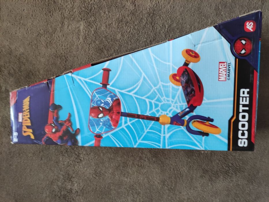 Детска тротинетка на Spider-man