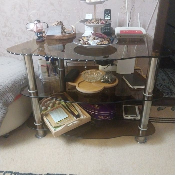 Столик журнальный