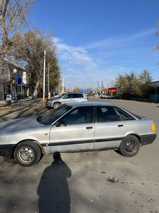 Продам Ауди 80 б3 на ходу