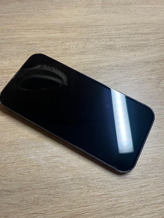 Iphone 14 Pro, deep purple