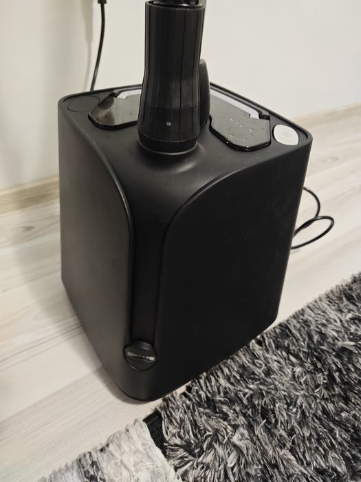 Aparat de calcat vertical SteamOne