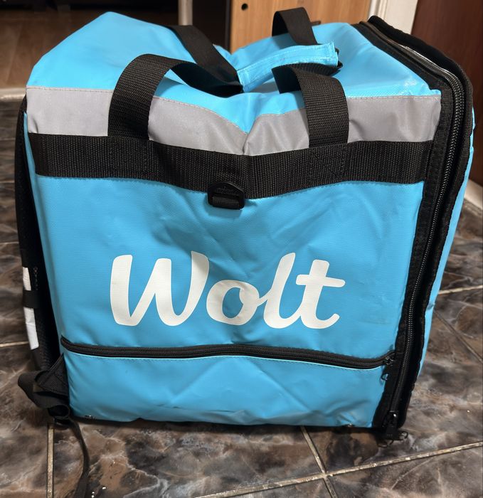 Geanta curier Wolt