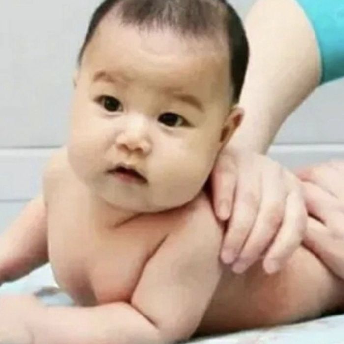 Балаларға массаж жасаймын,