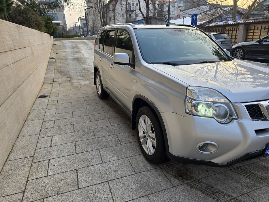 Nissan x-trail 2012