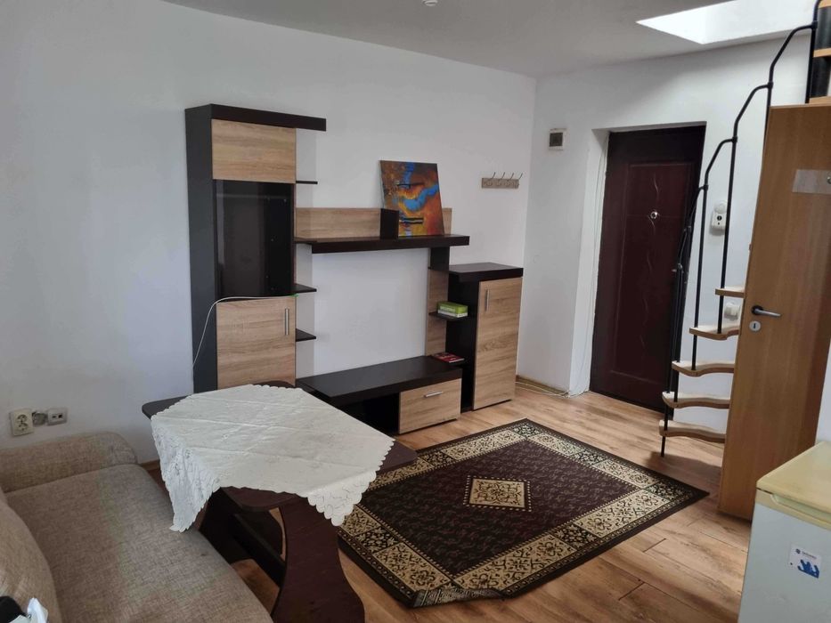 Închiriez apartament 2 camere(persoană fizică)