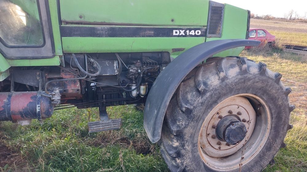 Vând sau schimb tractor Deutz-Fahr