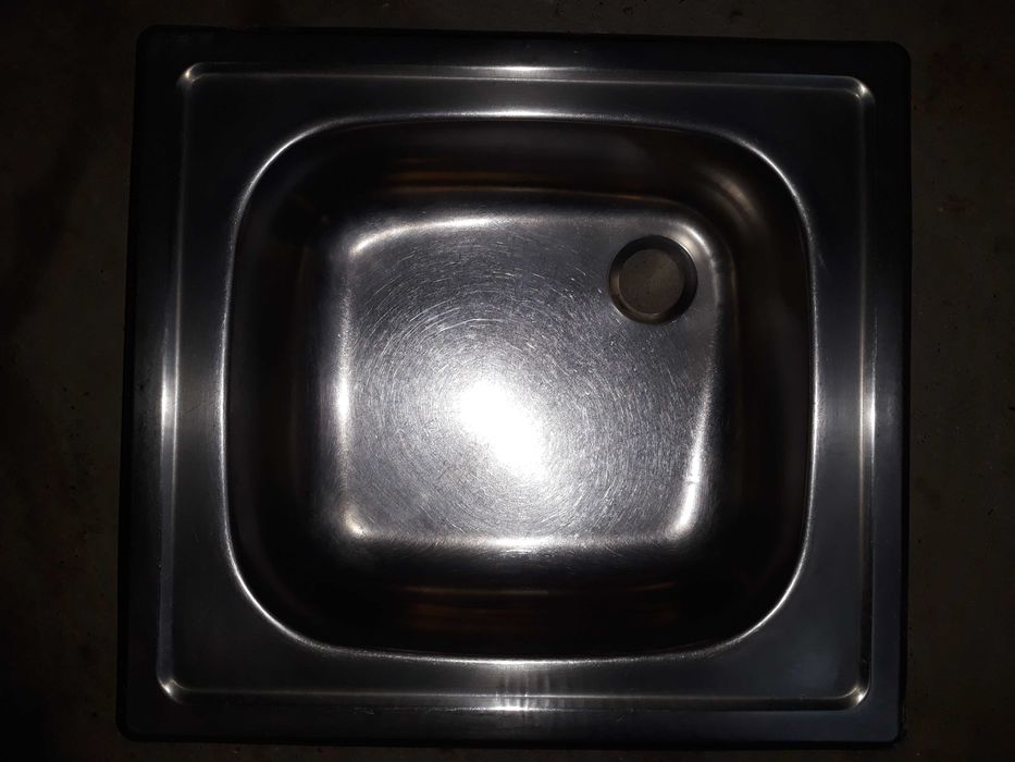 Продается мойка-нержавейка ТОЛСТОСТЕННАЯ