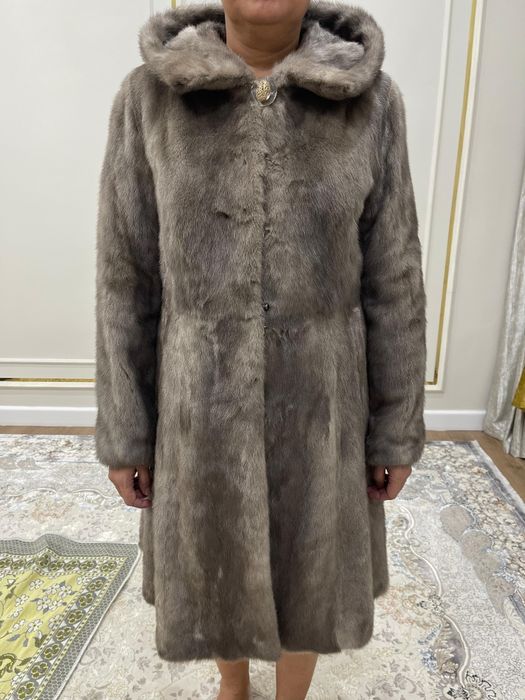 Продам норковые шубы