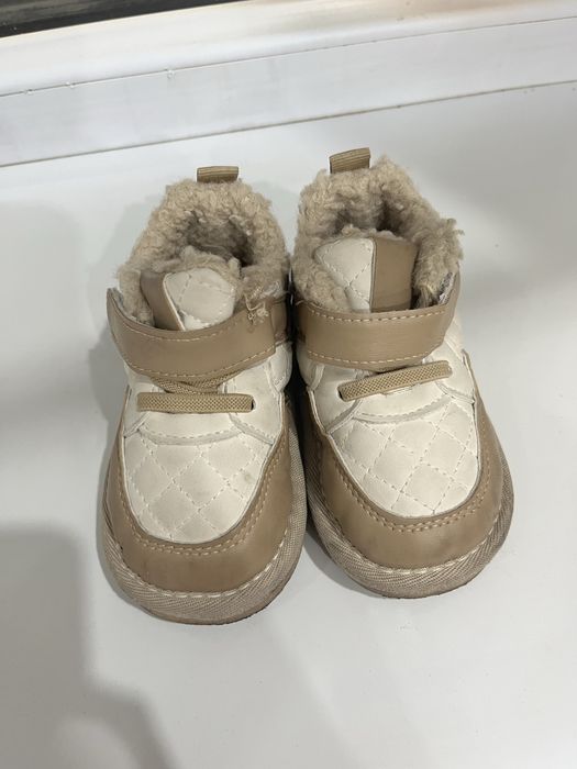 детский туфли 2000тг