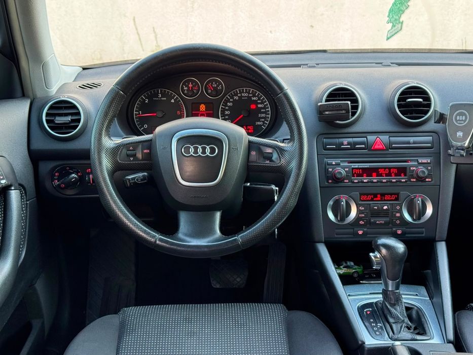 AUDI A3 Sportback 2006 — imagine 2