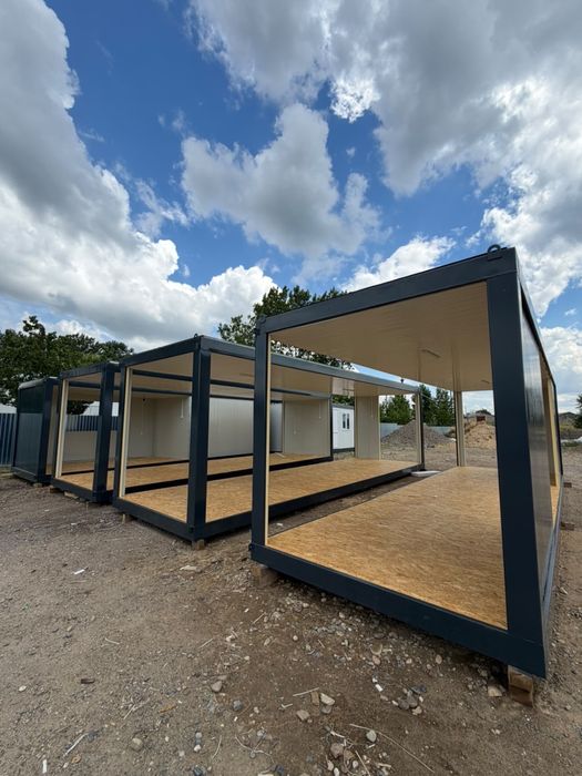 Containere modulare lipite intre ele sau tip terasa vitrina orice model cerut se poate executa pe comanda