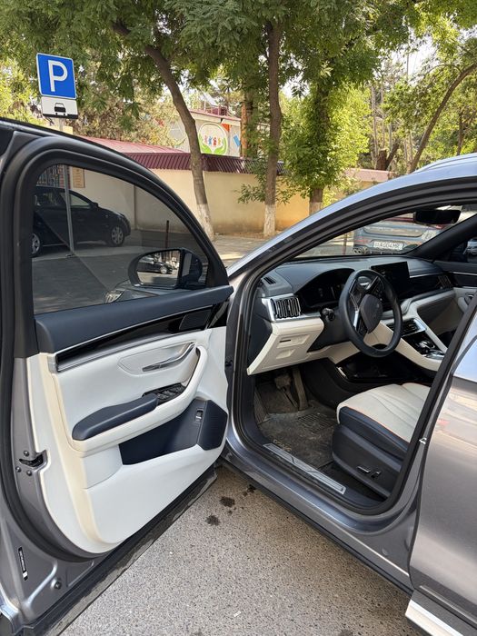 BYD song plus gibrid