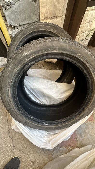 235/45R/18 зимний шины