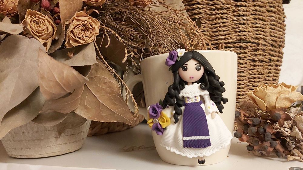 Cadou pentru fetite, bunica, sotie/iubita, cana papusa handmade