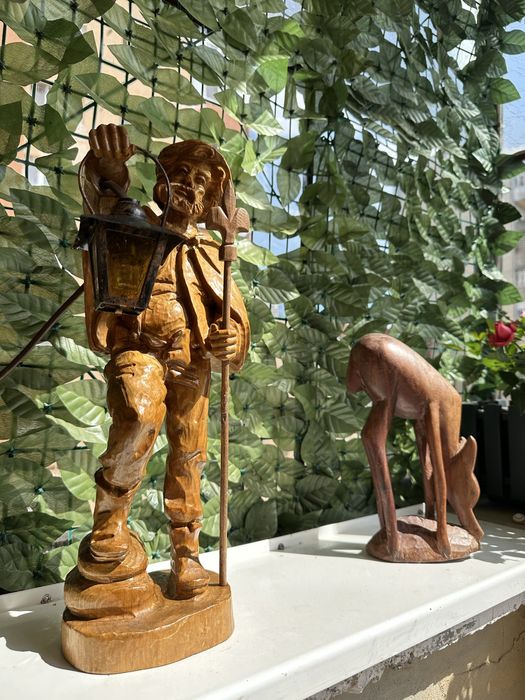 Proantic sculptura din lemn !