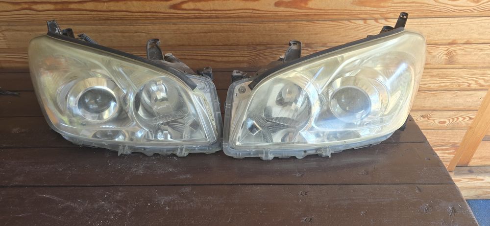 Far cu halogen toyota rav4
