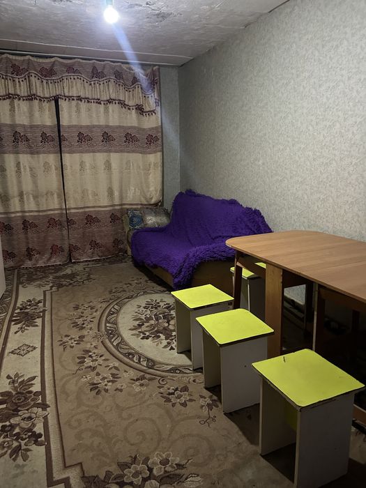 Сдаю 2 комн пришахтинск