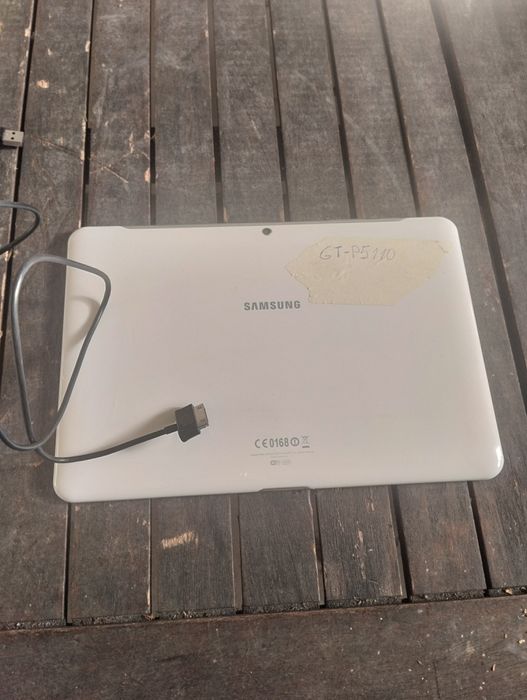 Продавам таблет samsung Gt-p5110