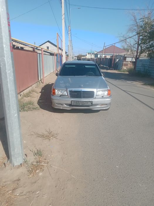 Мерседес w202  c180