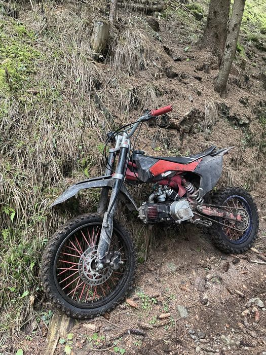 Vând cross 125cc