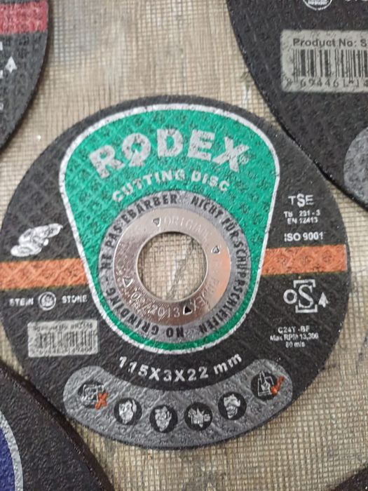 Диски по металу разные размеры