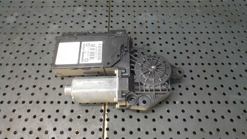 Motoras macara dreapta spate audi a2 8z0 8z0959802b
