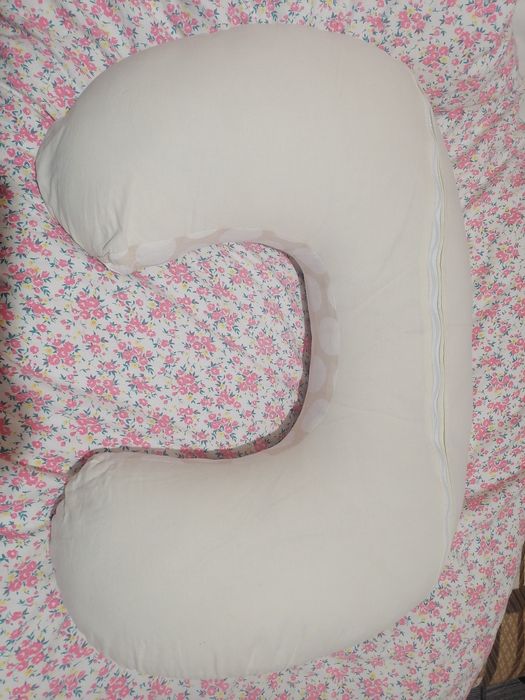 Възглавница за кърмене