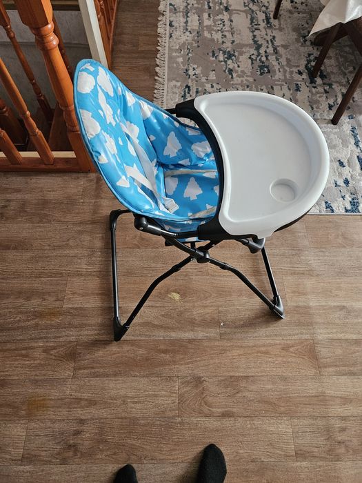 Продам детский стул