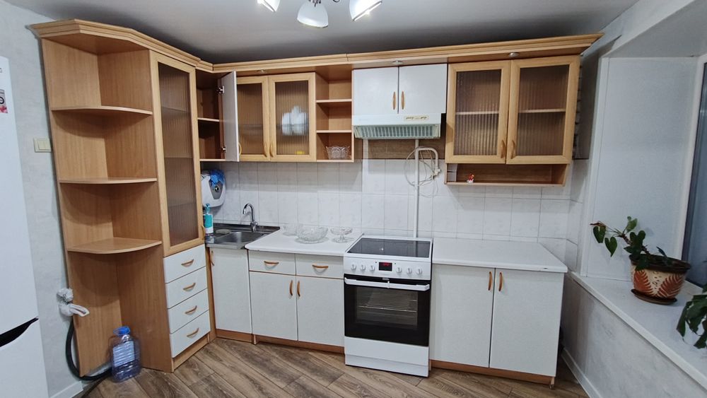 Продам кухонный гарнитур