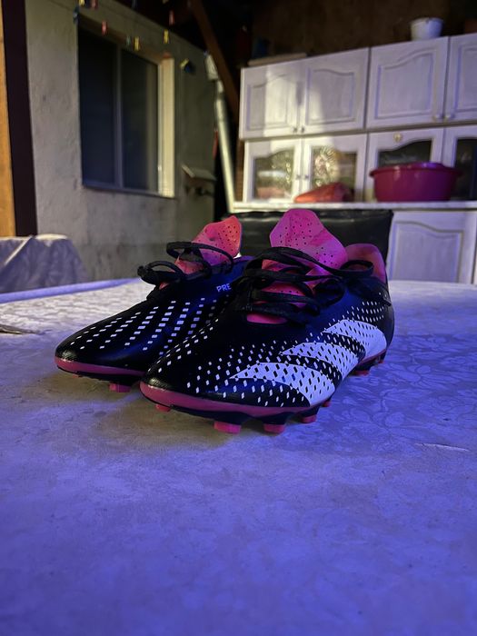 Продавам Бутонки Adidas.41 1/2