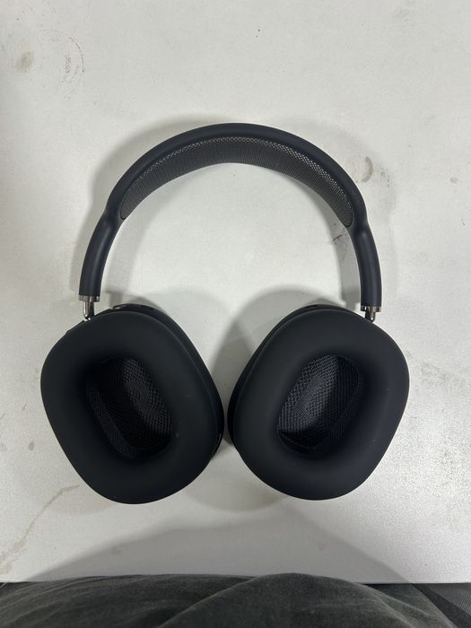 Air pods max