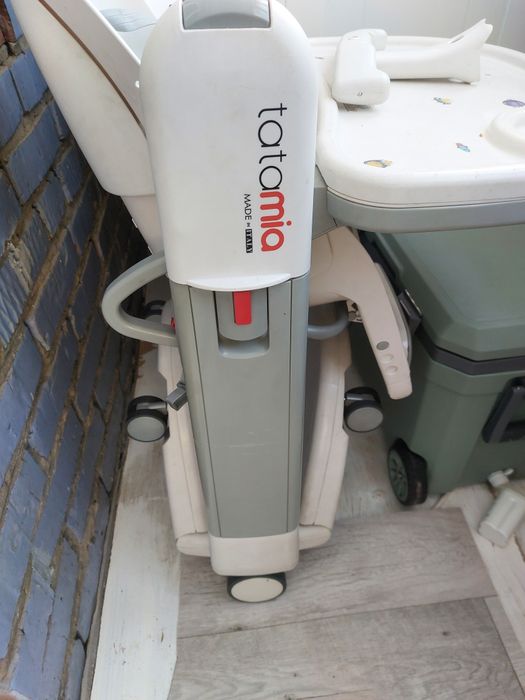 Продам стульчик для кормления